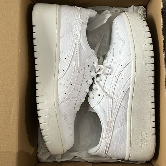 ASICS Japan S PF White Sz 8.5 Womens - Picture 1 of 7